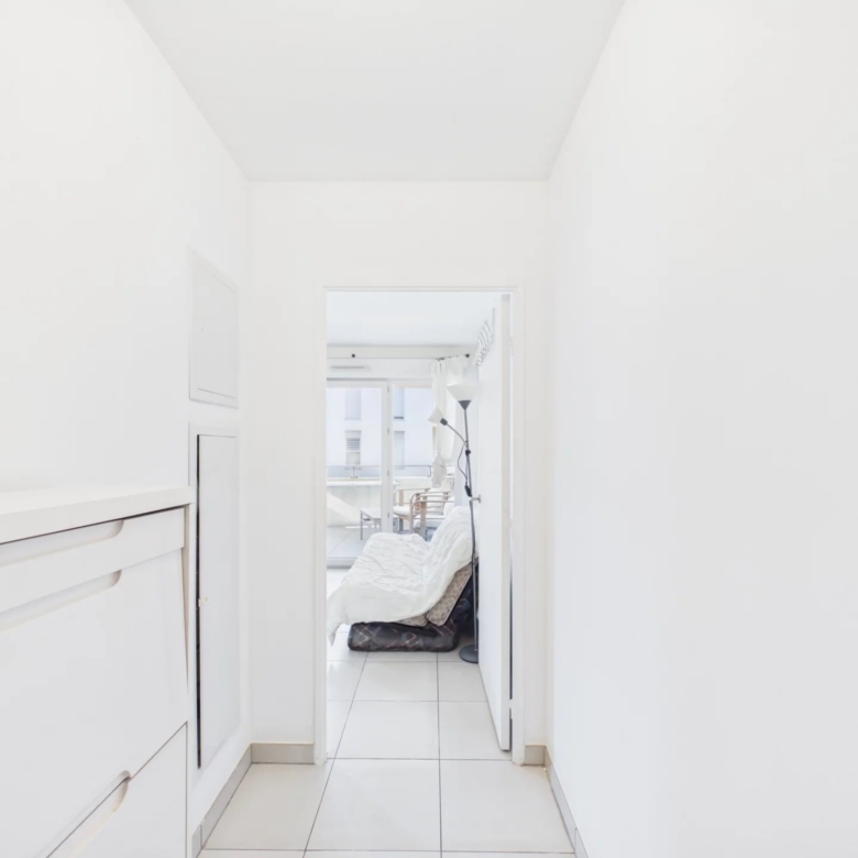 A VENDRE 2 PIECES ANTIBES AVEC PARKING