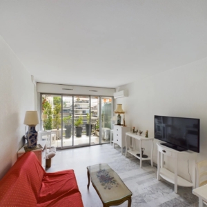 A VENDRE JUAN LES PINS 2 PIECES TANIT, RESIDENCE AVEC PISCINE PROCHE DES PLAGES. - Nice - Tanit Immobilier