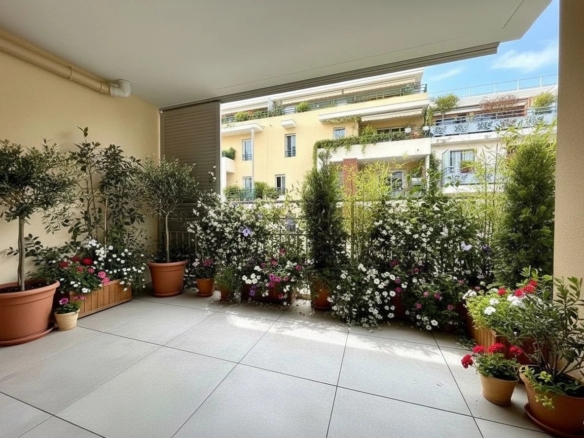 A VENDRE 3 PIECES , LOGEMENT NEUF Central Juan-les-Pins - Tanit Immobilier