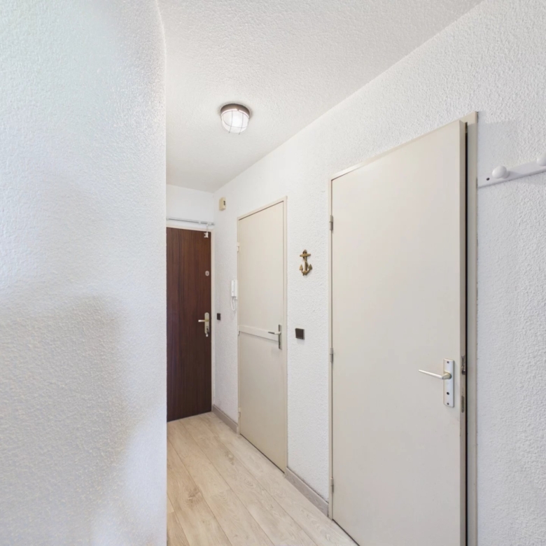 A vendre 2 Pieces 33 m2  Juan les Pins Piscine