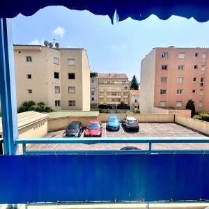 Juan-les-Pins – 3-room apartment near the sea, overlooking a quiet courtyard, with garage and cellar. - Sold - Tanit Immobilier