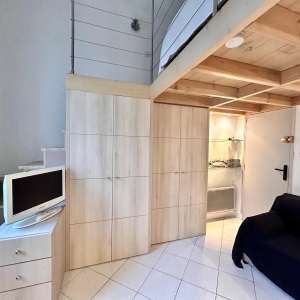 Studio meublé avec mezzanine dans résidence bourgeoise – Idéal investisseur ou pied-à-terre - Gardien - Tanit Immobilier