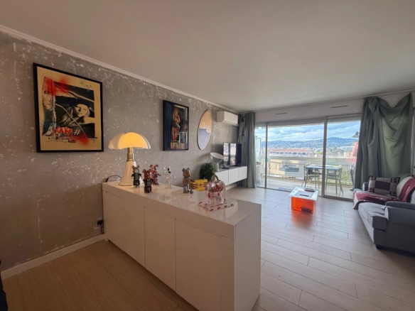 Juan-les-Pins – Mas de Tanit / Rostagne - ANTIBES - Tanit Immobilier