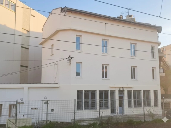 🏷️ À VENDRE – EXCLUSIVITÉ AGENCE 📍 JUAN-LES-PINS – CENTRE-VILLE – ANCIEN HÔTEL À RÉNOVER - Exclusif - Tanit Immobilier