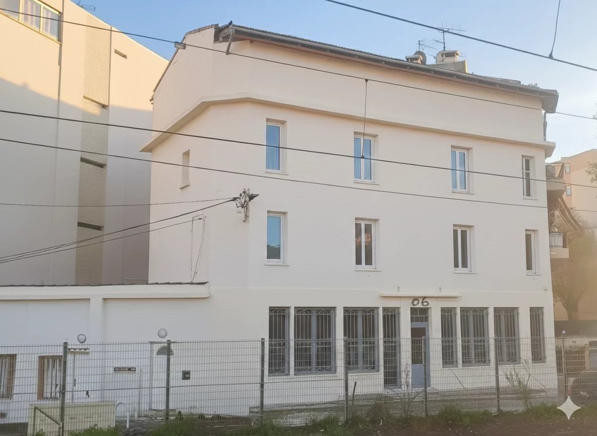 🏷️ FOR SALE – EXCLUSIVE LISTING 📍 JUAN-LES-PINS – TOWN CENTRE – FORMER HOTEL TO RENOVATE - Tanit Immobilier