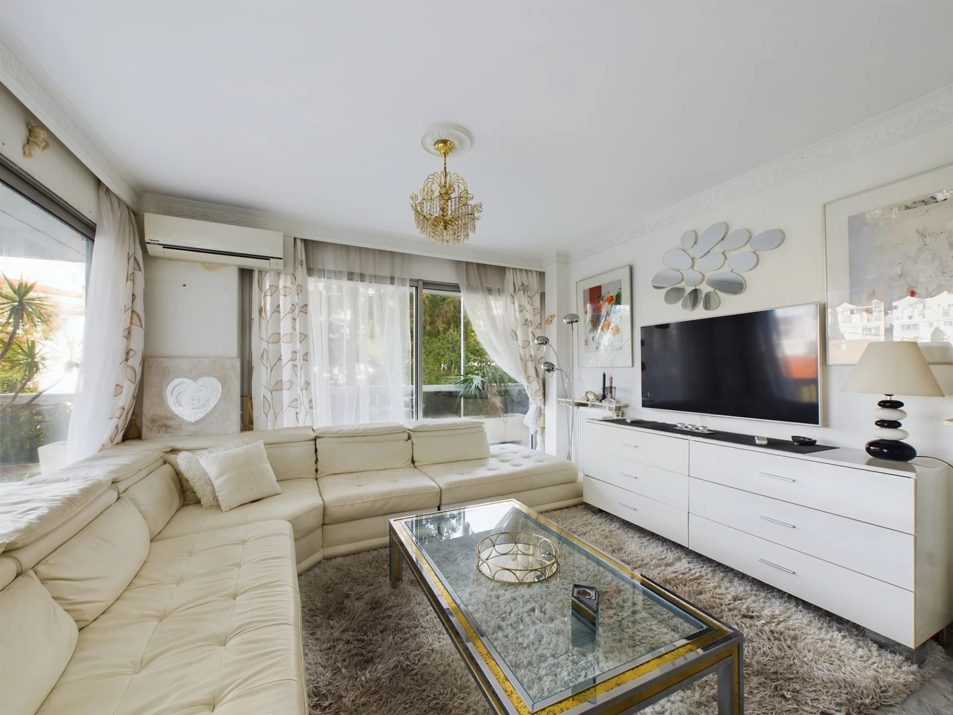 14928a528d421c62522ac1e714f41499_fb024492e4_1920-original.jpg À VENDRE : APPARTEMENT 3 PIÈCES AVEC GRANDE TERRASSE ET PISCINE
