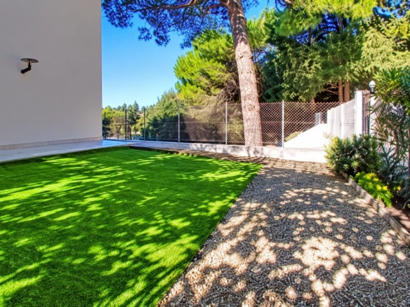 ANTIBES –5  pieces vente urgente.