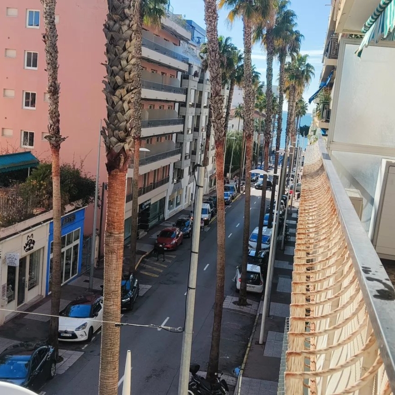 ✨ À vendre – 2 pièces traversant – Centre Juan-les-Pins – Proche gare & plage