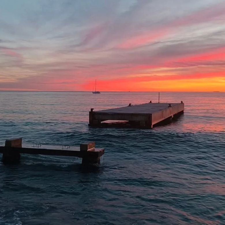 🏡 À VENDRE – Superbe 2 pièces traversant avec aperçu mer au cœur de Juan-les-Pins – Gare & plages à pied