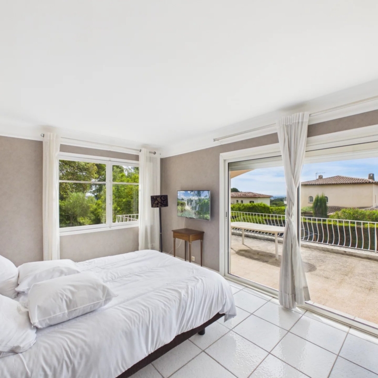 LOCATION MAISON MEUBLEE 5 PIECES 180M2
