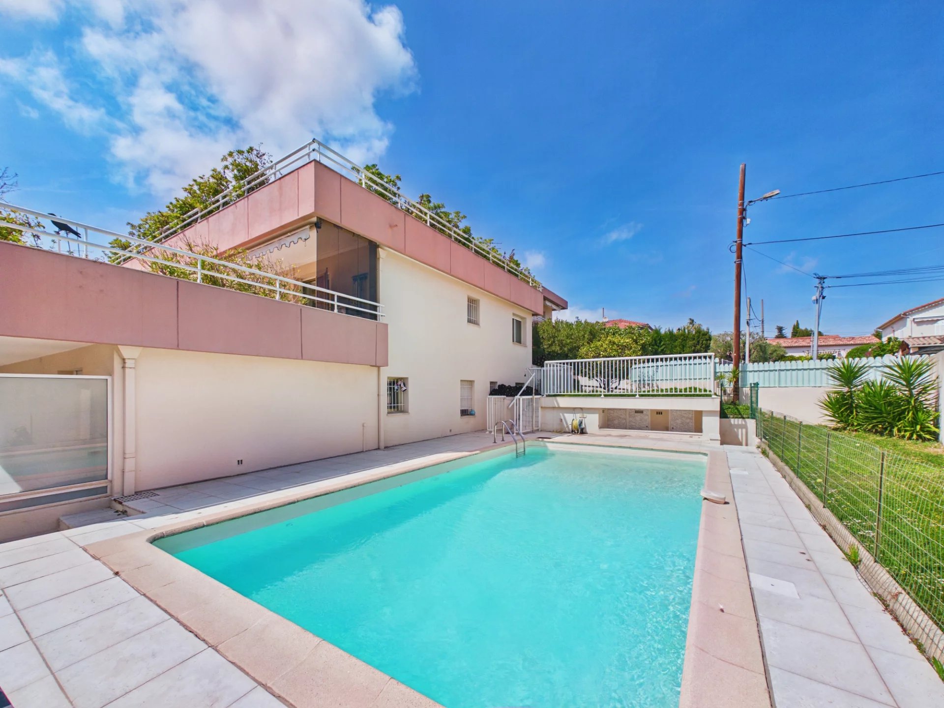 Spacieux 4 pièces avec grande terrasse plein sud – Proche centre et plages - Tanit Immobilier