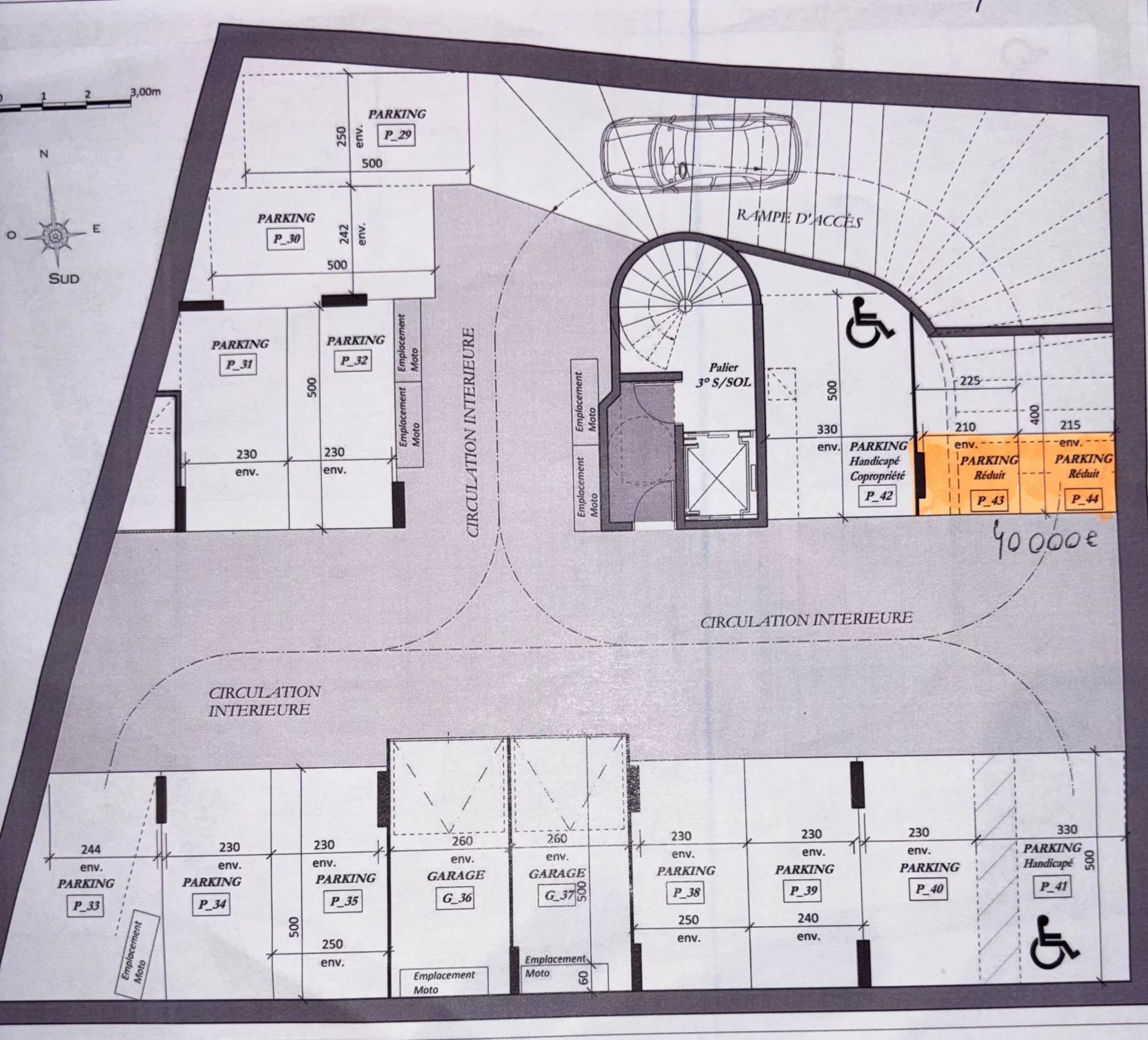 Juan-les-Pins Centre – Double Parking à Vendre – 40 000 € FAI - Vendu - Tanit Immobilier