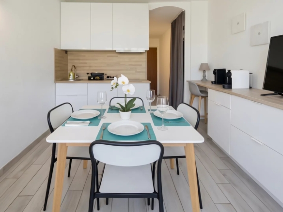Studio Cabine de 23 m² – Quartier Rostagne – Résidence avec Piscine et Parc