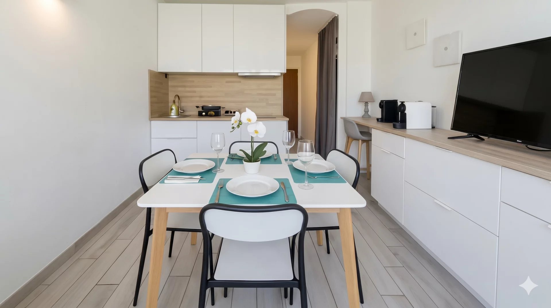 Studio Cabine de 23 m² – Quartier Rostagne – Résidence avec Piscine et Parc