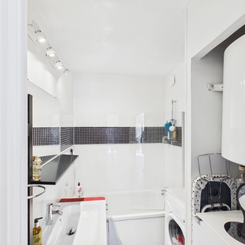 Studio 29 m² avec terrasse et fort potentiel
