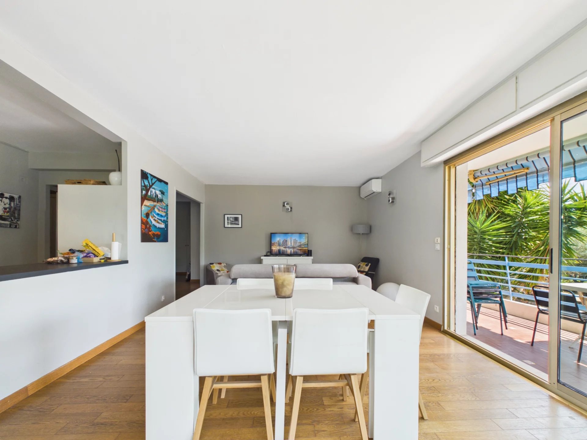 035f496c4ae02448e349e82be5c9307c_210948d8e4_1920-original.jpg Appartement 4 pièces d’angle avec vaste terrasse – Résidence Parc et Piscine – Garage en sous-sol