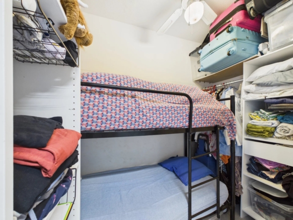 Studio avec coin nuit et terrasse – Secteur Rostagne