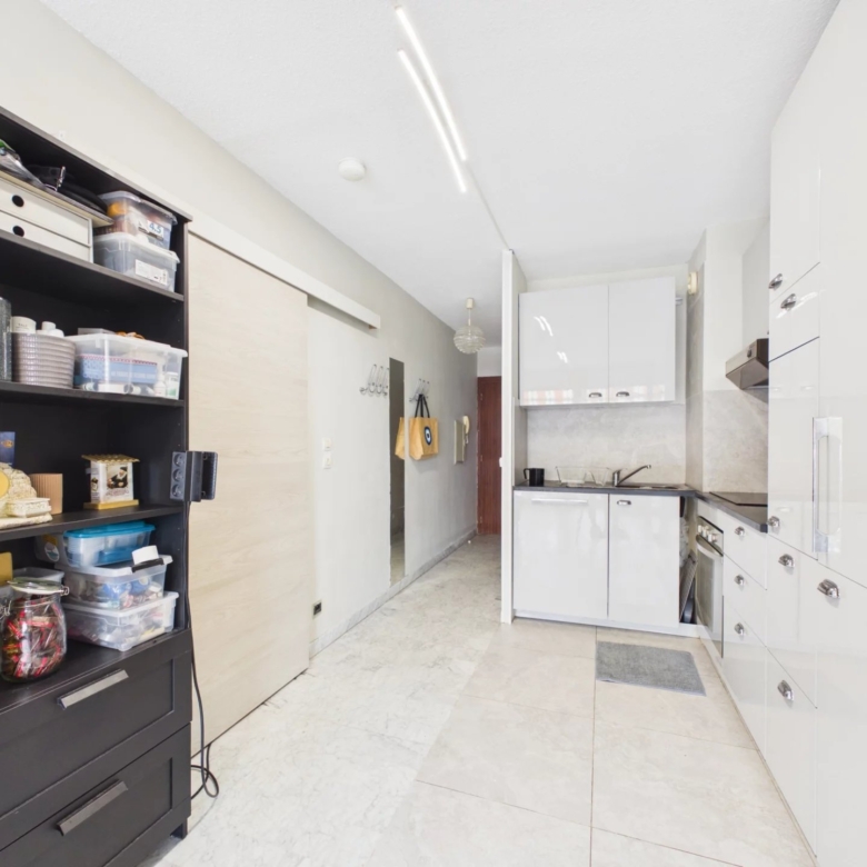 Studio avec coin nuit et terrasse – Secteur Rostagne