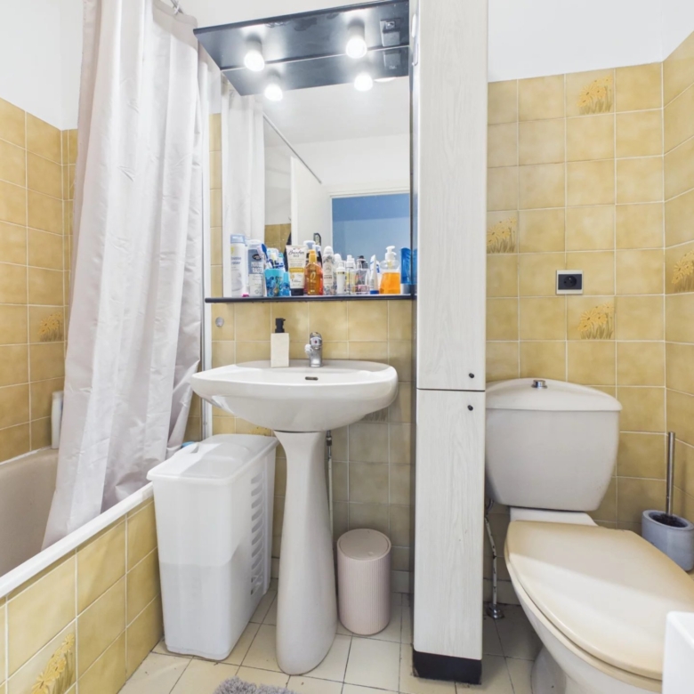 Studio avec coin nuit et terrasse – Secteur Rostagne