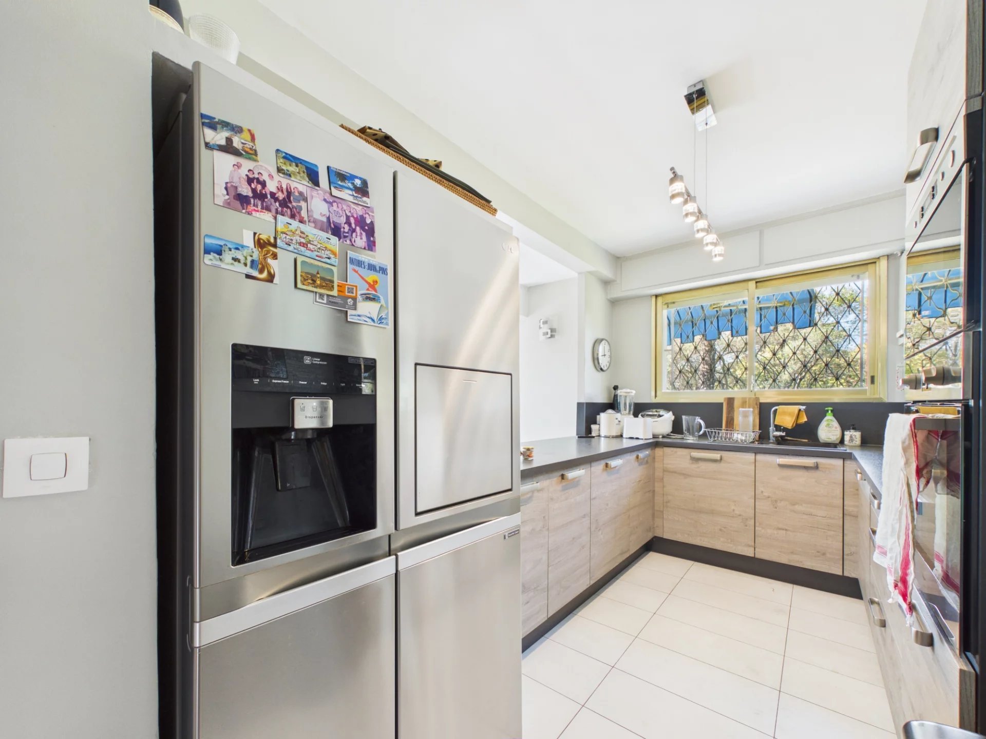 dd5f620759e6055f07190f064a3ab3d8_9f2e79fe5b_1920-original.jpg Appartement 4 pièces d’angle avec vaste terrasse – Résidence Parc et Piscine – Garage en sous-sol