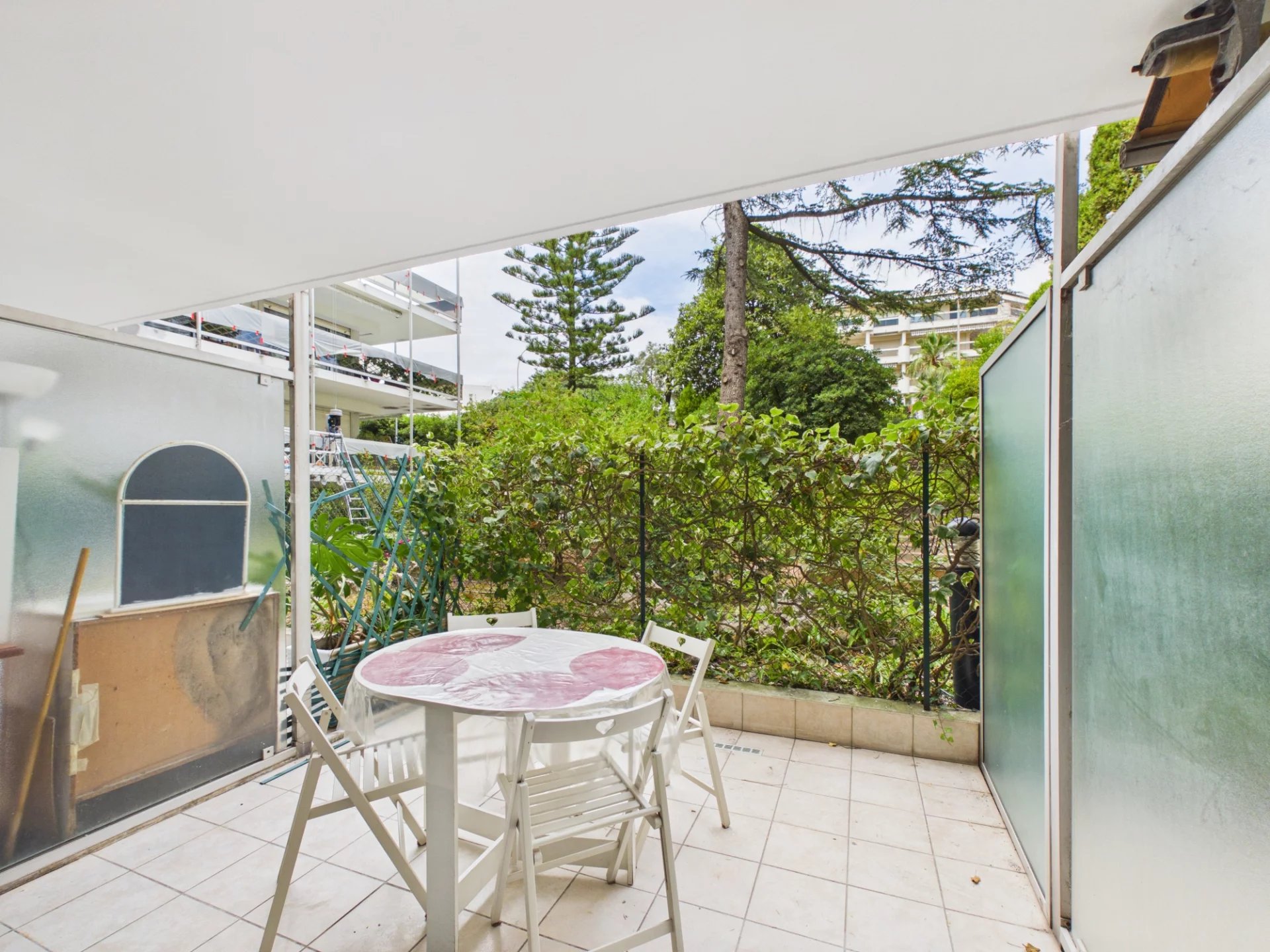 01c59d0322ac460e060e81c8640b1eb5_3eca29c99a_1920-original.jpg Studio de 29 m² en rez-de-chaussée avec terrasse – Résidence sécurisée avec piscine