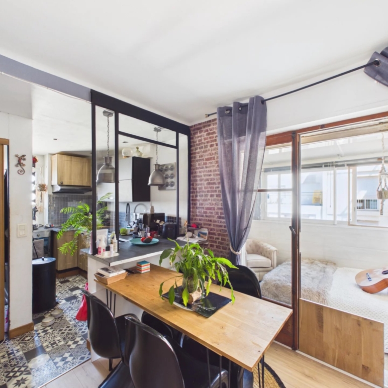 A  VENDRE JUAN LES PINS DERNIER