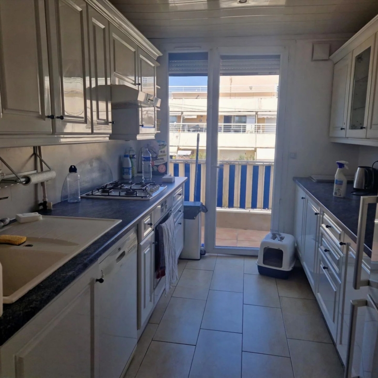 À louer – Colocation étudiante – 3 pièces de 70 m² – Juan-les-Pins