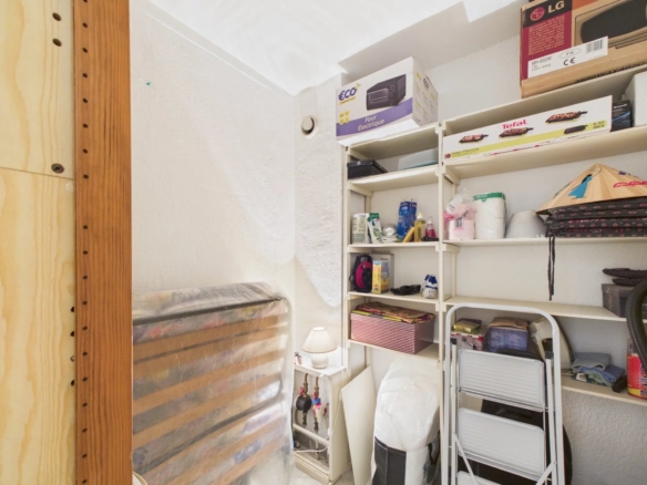 Studio de 29 m² en rez-de-chaussée avec terrasse – Résidence sécurisée avec piscine