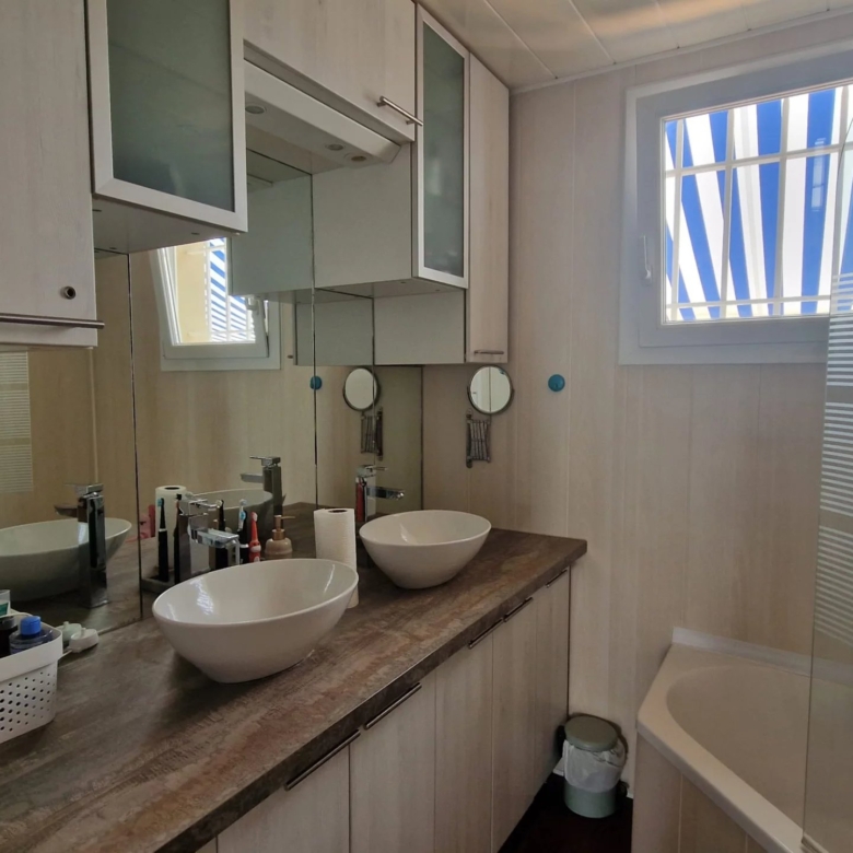 À louer – Colocation étudiante – 3 pièces de 70 m² – Juan-les-Pins
