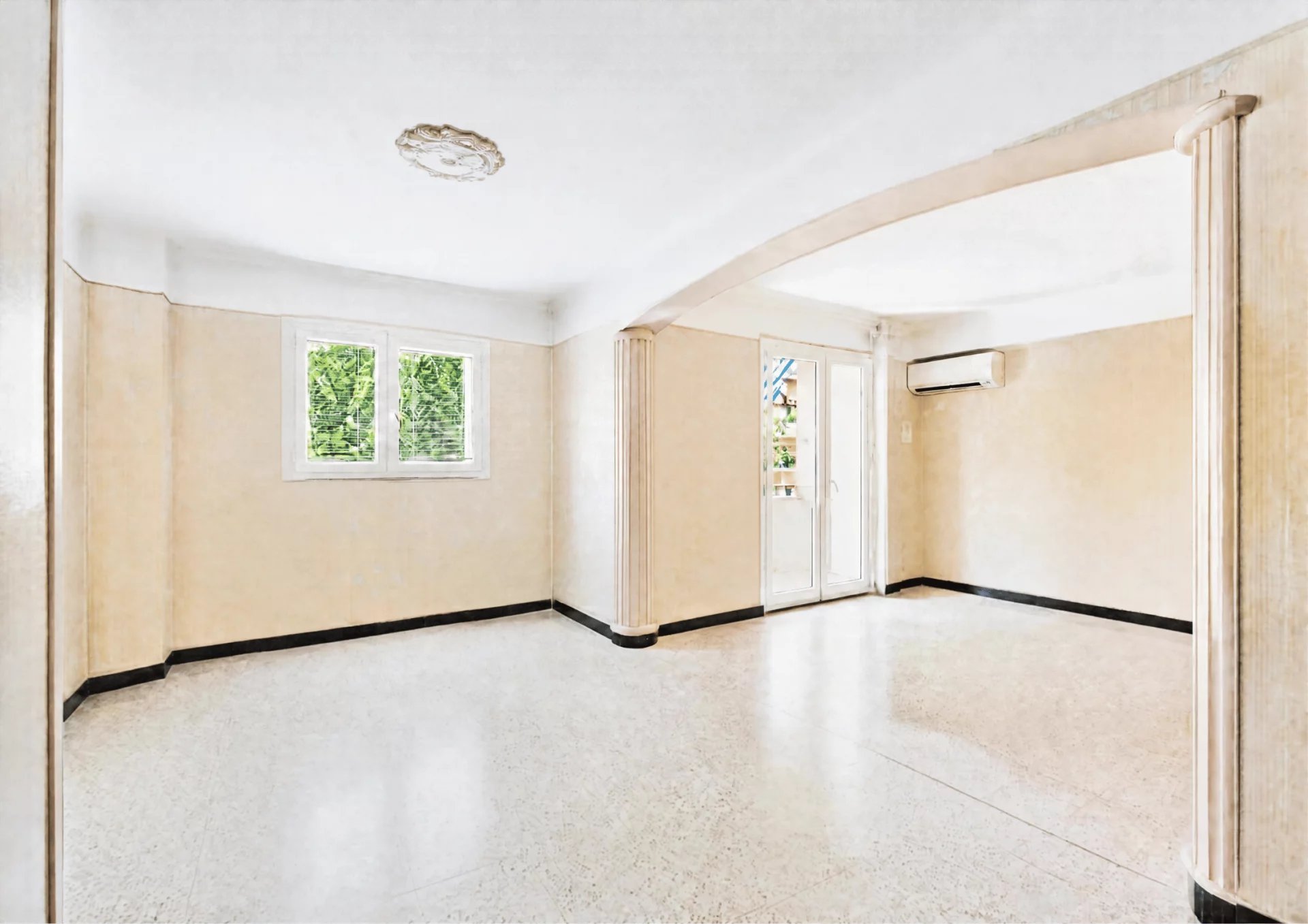 8319907ae2950e03b208942d7107c18a_d0ebb48f7d_1920-original.jpg À VENDRE – Appartement T3 lumineux proche Juan-les-Pins