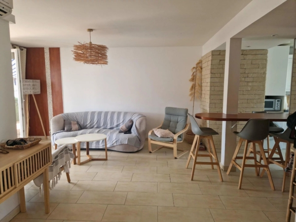 À louer – Colocation étudiante – 3 pièces de 70 m² – Juan-les-Pins