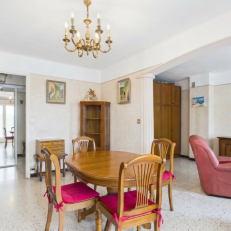 📍 IDEAL FAMILLE – JUAN-LES-PINS CENTRE – SUPERBE T3 AVEC GARAGE FERMÉ