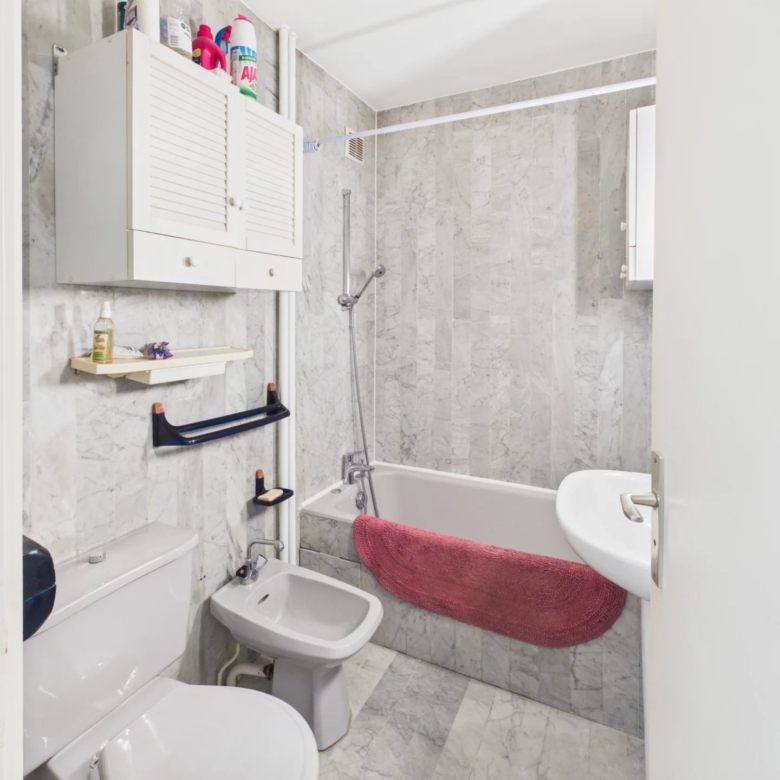 Studio de 29 m² en rez-de-chaussée avec terrasse – Résidence sécurisée avec piscine