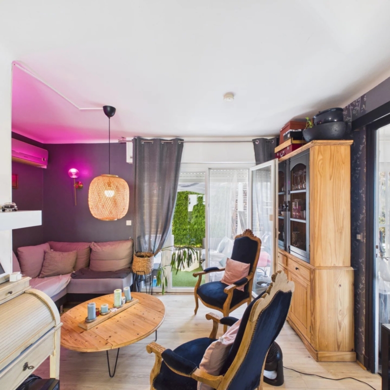 A  VENDRE JUAN LES PINS DERNIER