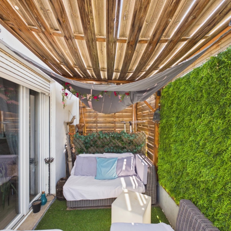 A  VENDRE JUAN LES PINS DERNIER