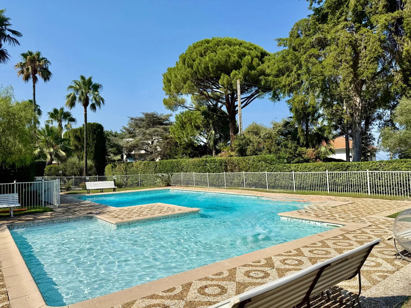 3 PIECES EN REZ DE JARDIN AVEC PISCINE ROSTAGNE - Tanit Immobilier