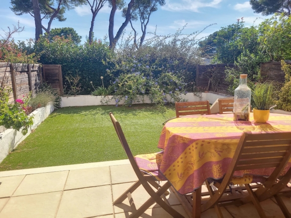 EXCLUSIVITE APPARTEMENT 3 PIECES avec terrasse privative de 50m2