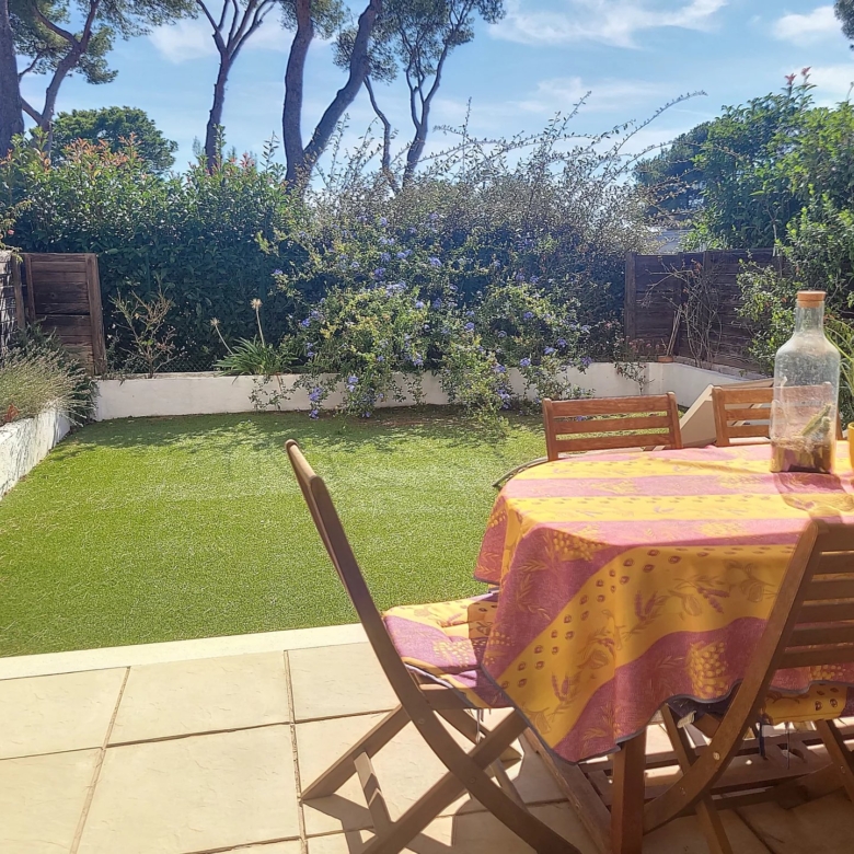 EXCLUSIVITE APPARTEMENT 3 PIECES avec terrasse privative de 50m2