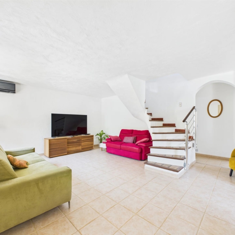 🏡 Quiet family home – 94 m 2, garden of 350 m 2, 3 bedrooms, close to beaches and shops  🏡 Quiet family home – 100 m 2, garden of 350 m 2, 3 bedrooms, close to beaches and shops