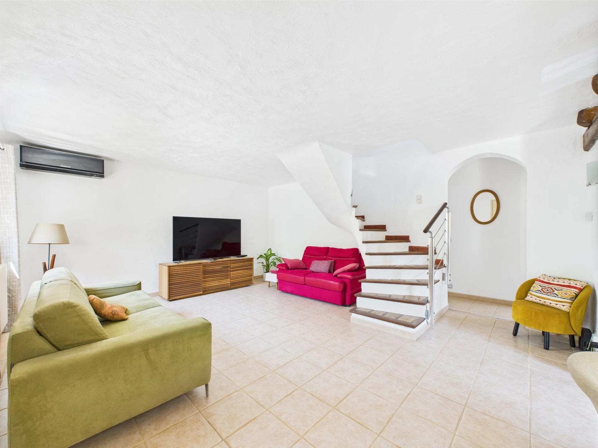 🏡 Quiet family home – 94 m 2, garden of 350 m 2, 3 bedrooms, close to beaches and shops  🏡 Quiet family home – 100 m 2, garden of 350 m 2, 3 bedrooms, close to beaches and shops