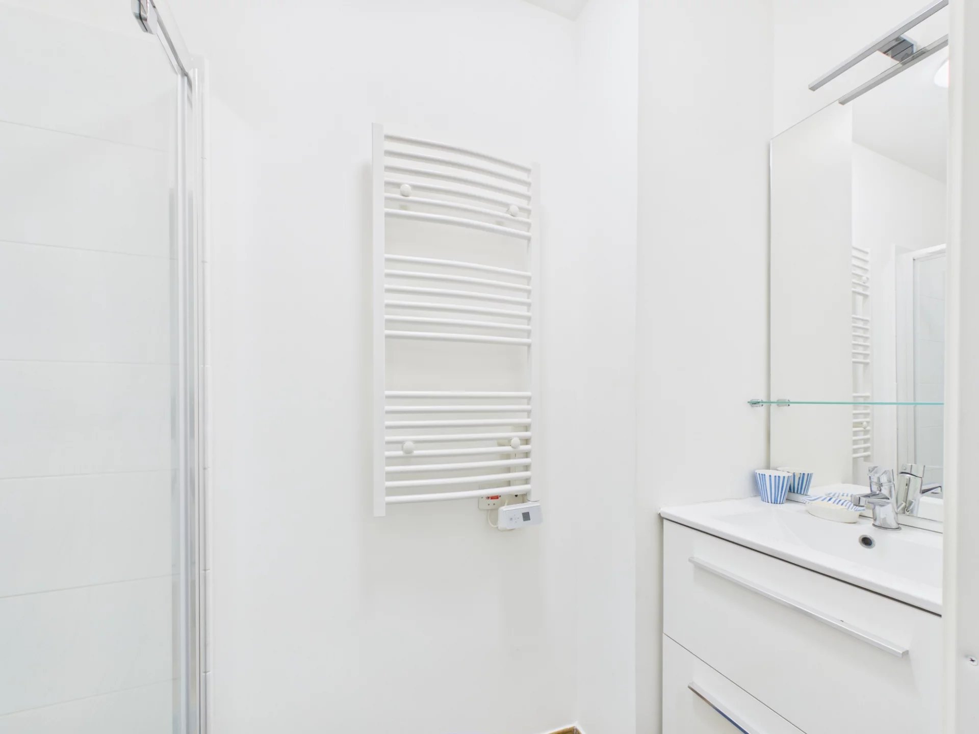 2de6de51b8f7af500e0e1c2c3d56097b_e481dda416_1920-original.jpg Appartement 2 pièces à Louer
