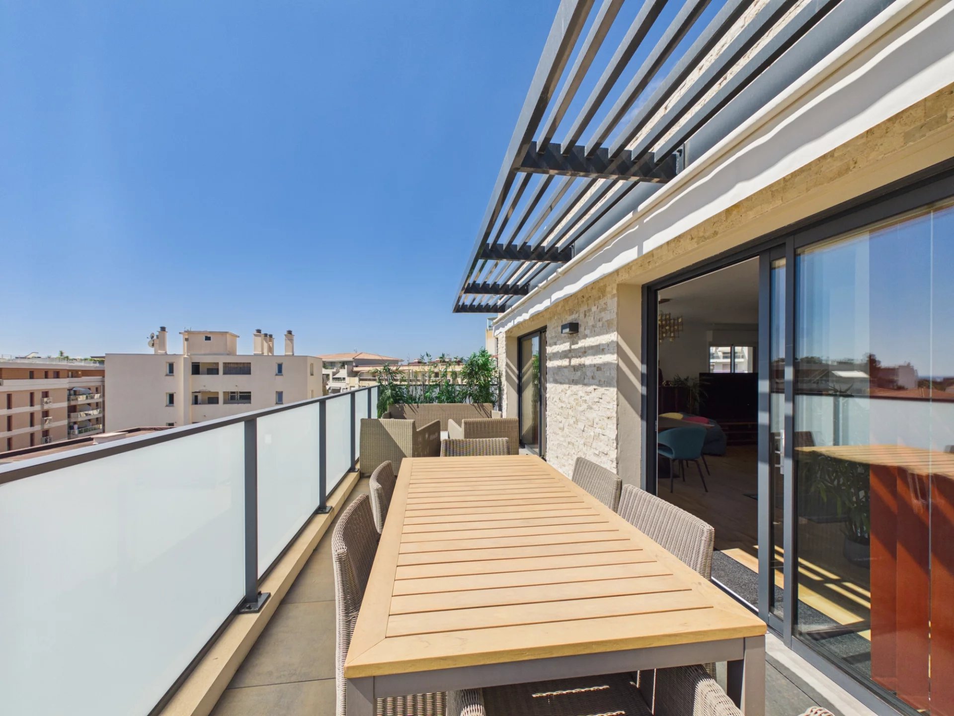 373c8367a9729a6cfd58e0402155cc85_4dd0d93d10_1920-original.jpg JUAN LES PINS TANIT PENTHOUSE PISCINE