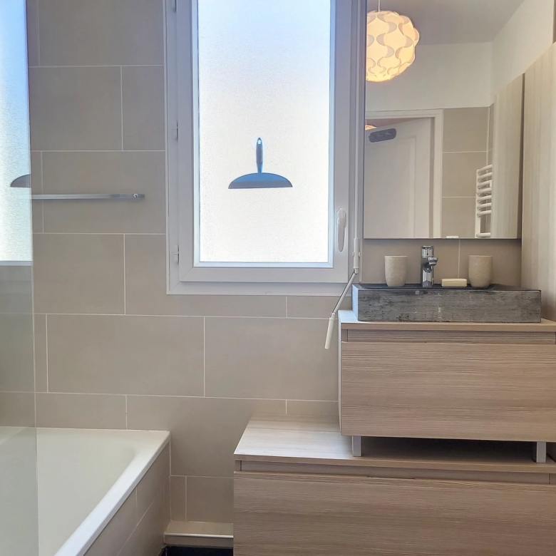 EXCLUSIVITE APPARTEMENT 3 PIECES avec terrasse privative de 50m2