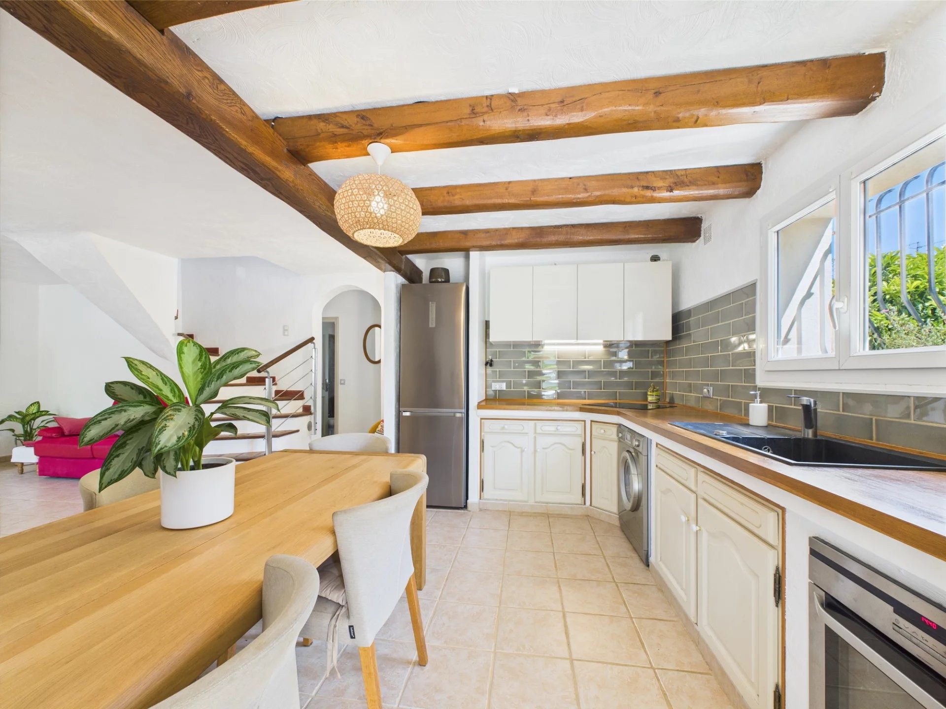 🏡 Quiet family home – 94 m 2, garden of 350 m 2, 3 bedrooms, close to beaches and shops  🏡 Quiet family home – 100 m 2, garden of 350 m 2, 3 bedrooms, close to beaches and shops