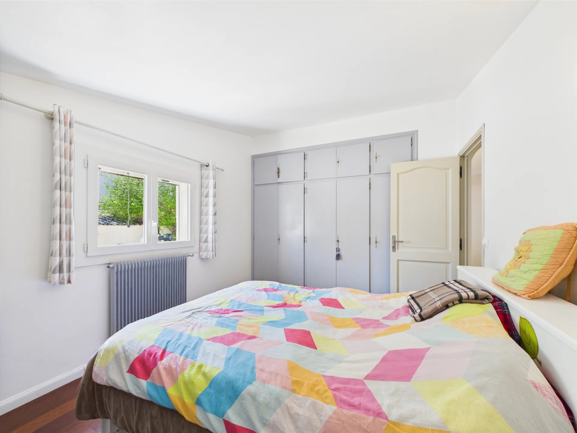 🏡 Quiet family home – 94 m 2, garden of 350 m 2, 3 bedrooms, close to beaches and shops  🏡 Quiet family home – 100 m 2, garden of 350 m 2, 3 bedrooms, close to beaches and shops