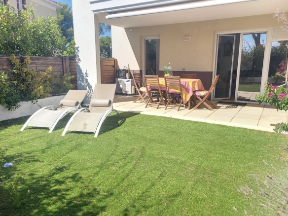 EXCLUSIVITE APPARTEMENT 3 PIECES avec terrasse privative de 50m2