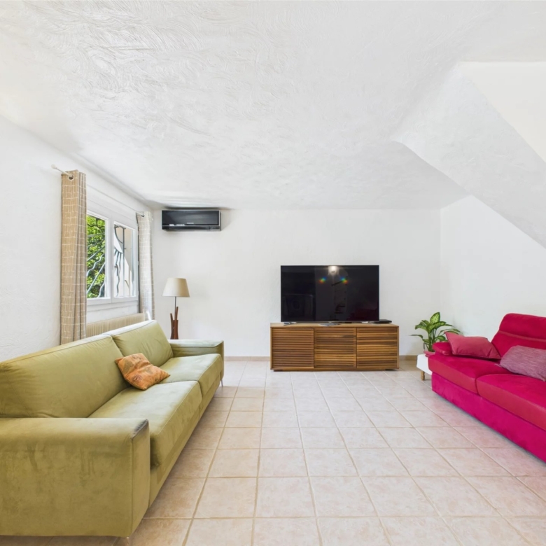 🏡 Quiet family home – 94 m 2, garden of 350 m 2, 3 bedrooms, close to beaches and shops  🏡 Quiet family home – 100 m 2, garden of 350 m 2, 3 bedrooms, close to beaches and shops