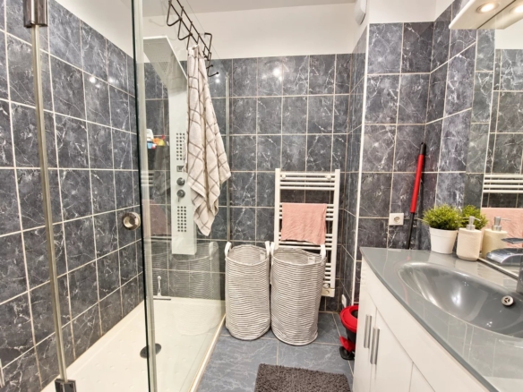 APPARTEMENT 3 PIÈCES DE 70 M² – ANTIBES JUAN-LES-PINS