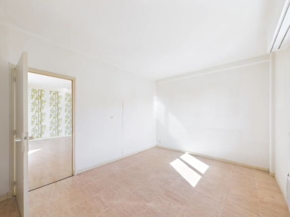 SUCCESSION – CAP D’ANTIBES – UNE VRAIE OPPORTUNITÉ À SAISIR