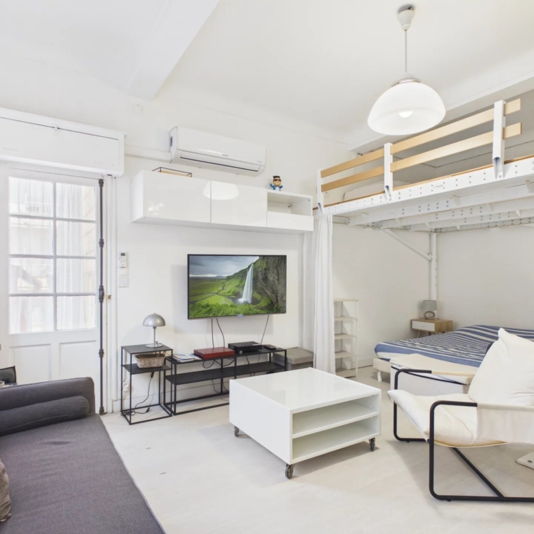 Grand studio tout confort – Juan-les-Pins